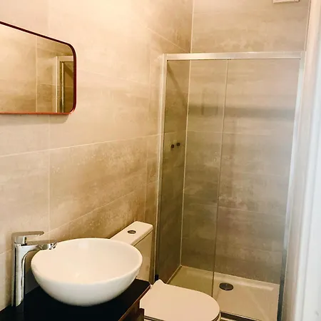 Early Afternoon Boutique Hostel Ferrel (Leiria)