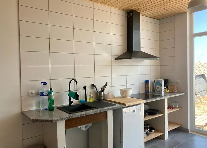 Early Afternoon Boutique فيريل